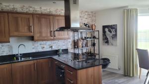 Rathlin Apartments, Apt4 2 ramore avenue portrush BT56 8BB