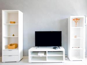 1215 Cozy apartment with Pool, Wifi Sea View