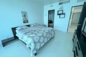 Apartamento Amoblado en Cinta costera Panama largas estadias