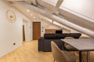 Brera Flat Near Duomo