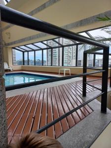 Flat The Time - Brooklin