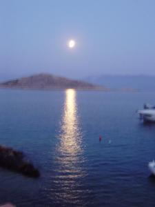 Villa Katingo Halki-Island Greece