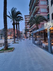 Evita Luxury Apartments - Near Playa Los Locos Beach with Pool