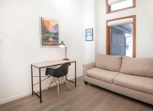 233 Larkspur Duplex - Unit B