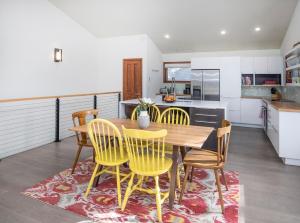 233 Larkspur Duplex - Unit B