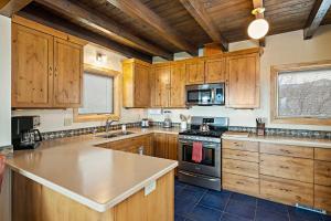 Topaz Mountain in Santa Fe NM