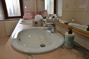 B&B LE DUE ISOLE img25