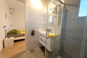 Villa Luka with private pool near Pula