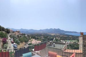 Appartements Studio Cocoon avec vue sur la baie de Calvi : photos des chambres