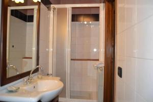 Chambre Lits Jumeaux avec Salle de Bains Privative
