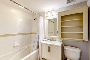 Baytowne Wharf - Observation Point North #460