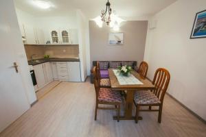 Apartments with parking space Trogir - 15420