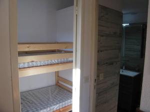 Charmant Pavillon T2 Cabine, 6 Couchages, Cour Privée, Piscine, Parking, Proche Plage - St Cyprien - FR-1-106-34