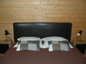 Maisons de vacances Gite Change, 3 pieces, 4 personnes - FR-1-410-388 : photos des chambres