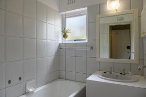 San Lameer Villa 2417 - 2 Bedroom Classic - 4 pax - San Lameer Rental Agency