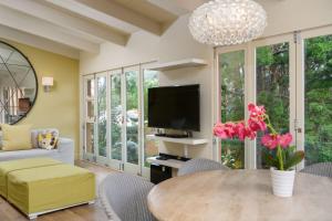 San Lameer Villa 2417 - 2 Bedroom Classic - 4 pax - San Lameer Rental Agency