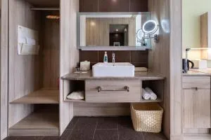 济南高新万达广场天辰路亚朵酒店 - 济阳