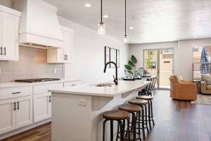 Adventure HQ 1 townhouse