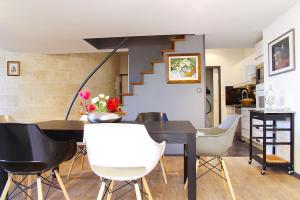 444 Tourny - Localisation exceptionnelle 2 chambres avec ascenseur et Parking