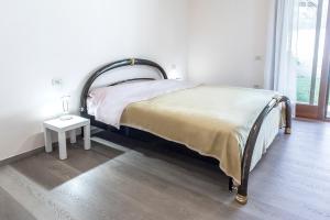 S289 - Sirolo, delizioso bilocale con portico