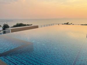 Love on top @ The Blu X bangsaen