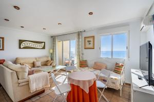 Bonito apartamento frente al mar