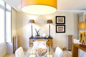 Appartements Turenne - Appartement cosy 1 chambre proche du Jardin Public : photos des chambres