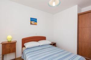 Rogina 1. sea view apartment 