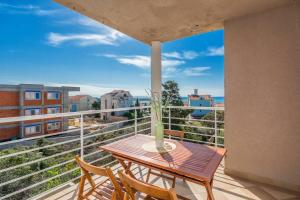 Rogina 1. sea view apartment