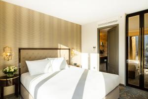 Leonardo Hotel London Aldgate - formerly Hotel Saint