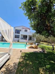 Villa Sobre - Spacious and Comfortable.