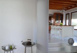 Villa Sobre - Spacious and Comfortable.