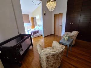 Villa Sobre - Spacious and Comfortable.