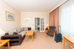 Junior Suite room in Hotel Meerane GmbH & Co. KG