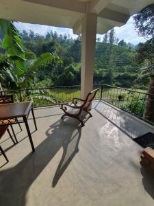 Ayubo Ella - Bed & Breakfast