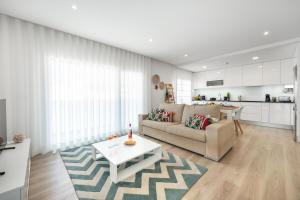 Ocean Lookout with private parking in the heart of Nazaré