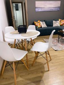 Central Cozy Apartment North Railway St - 4 Min Walk