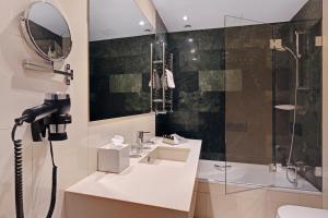 Double or Twin Room with City View room in Catalonia Plaza Mayor