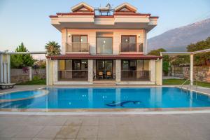 Prestij Garden 4+1 Villa , Özel Havuzlu, Fethiye