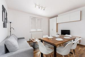 Zabłocie Apartment Best Location to Explore Krakow