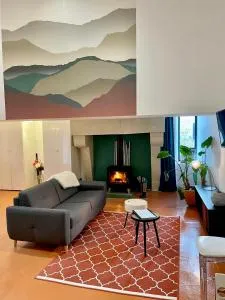 La Maison BellecOur - 蒙特勒伊贝莱