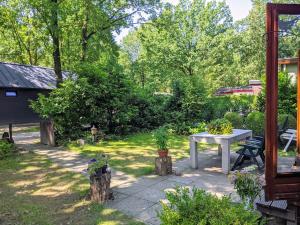 Sfeervol chaletje in een rustige bosrijke omgeving