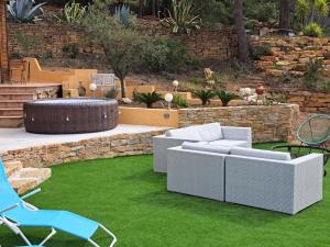 Villas Villa avec jacuzzi sur les hauteurs de La Ciotat : photos des chambres