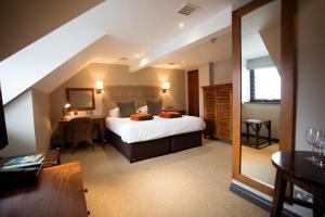 Superior Double Interconnecting room in Barnham Broom Hotel Golf & Spa