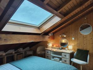 Appartements Charmant Duplex T3 avec Balcon - Halle Olympique : photos des chambres