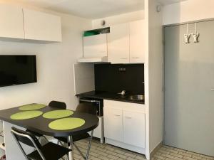 Appartements LA BOQUERIA, Studio Cosy, clim, Wi-fi, 5 mn plages a pied : photos des chambres
