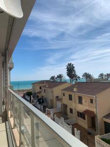 APARTAMENTO PEÑISCOLA PRIMERA LINEA con PISCINA