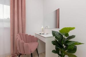 Metro Bemowo Two-Storey Apartment Pełczyńskiego by Noclegi Renters