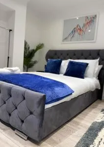 Stylish Cosy Studio Apartment - 提伯利