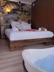 Bateaux-hotels Escale Royale Isle Adam : Suite Supérieure Lit King-Size